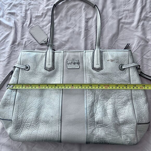 Coach Chelsea Leather Stripe Platinum Charlie ToteBag Purse J1126 18962 - Picture 11 of 14